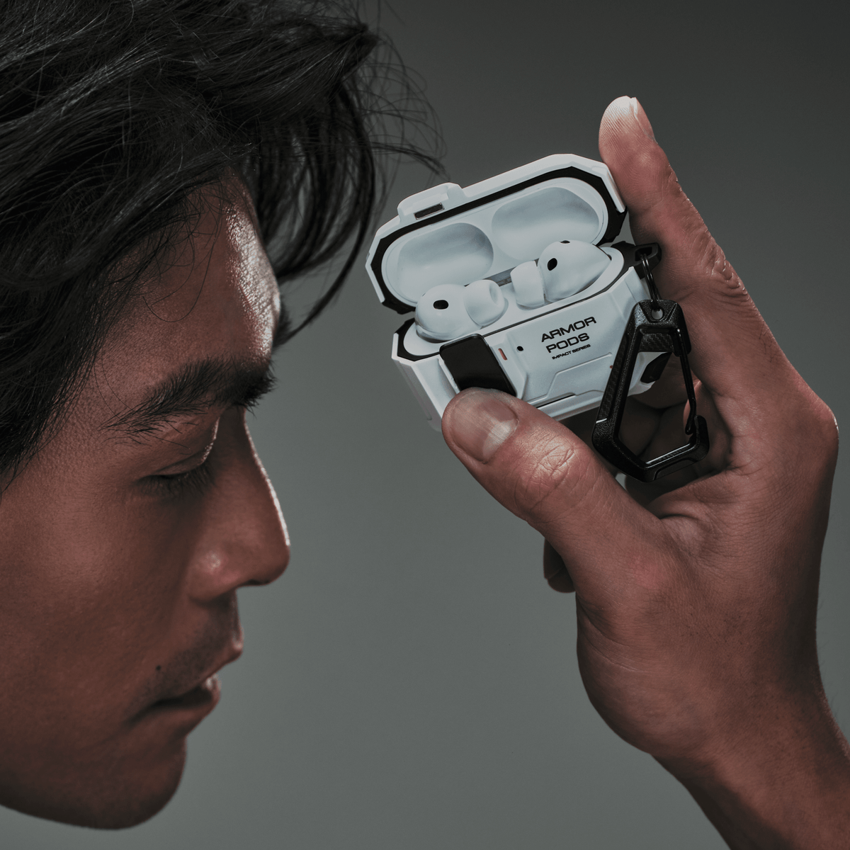 AirPods Pro 3 | ARMOR PODS 軍規防摔耳機保護殼 - UNIU® | 官方網站