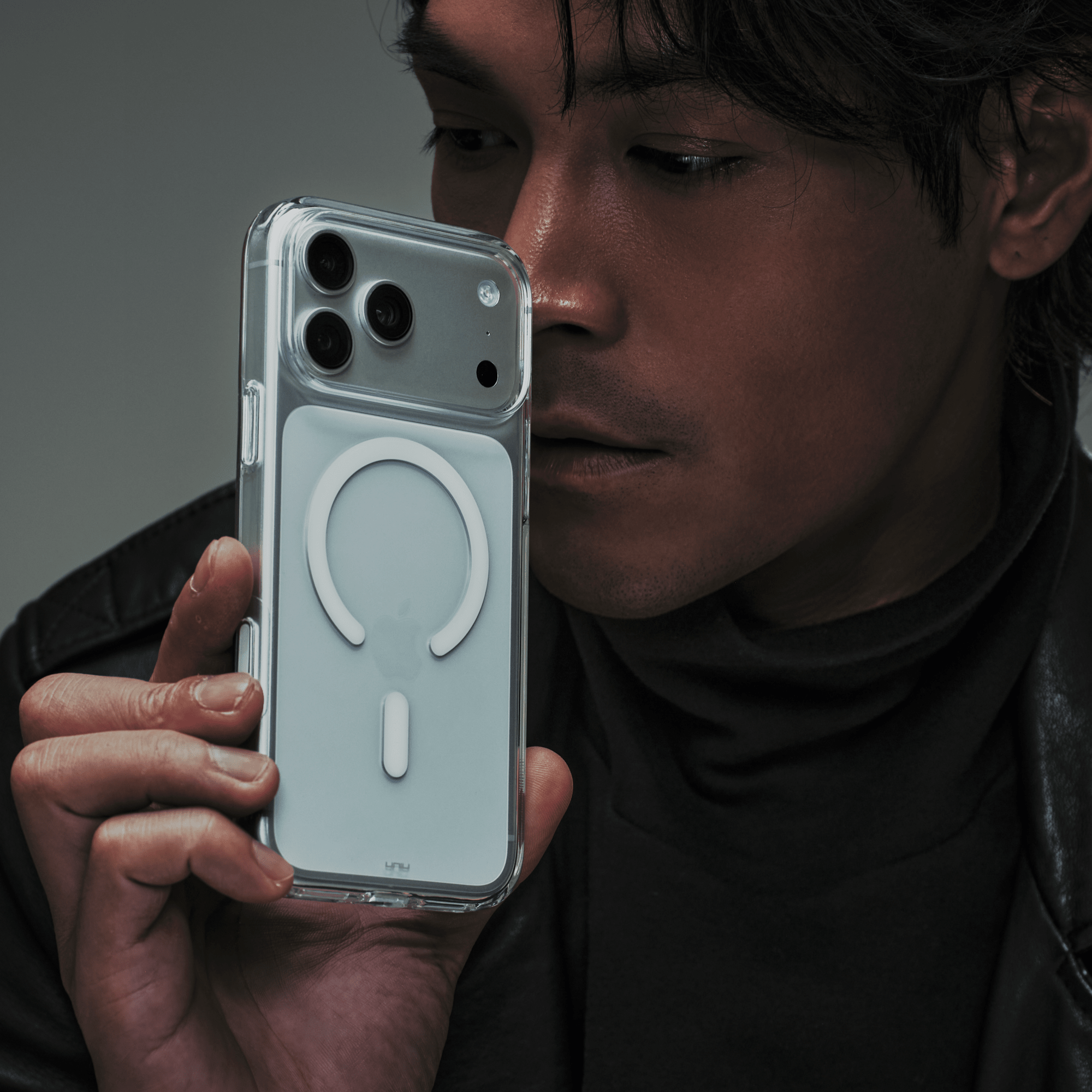 iPhone 18 Pro Max | CRYLO 好拆透明防摔殼 - UNIU® | 官方網站