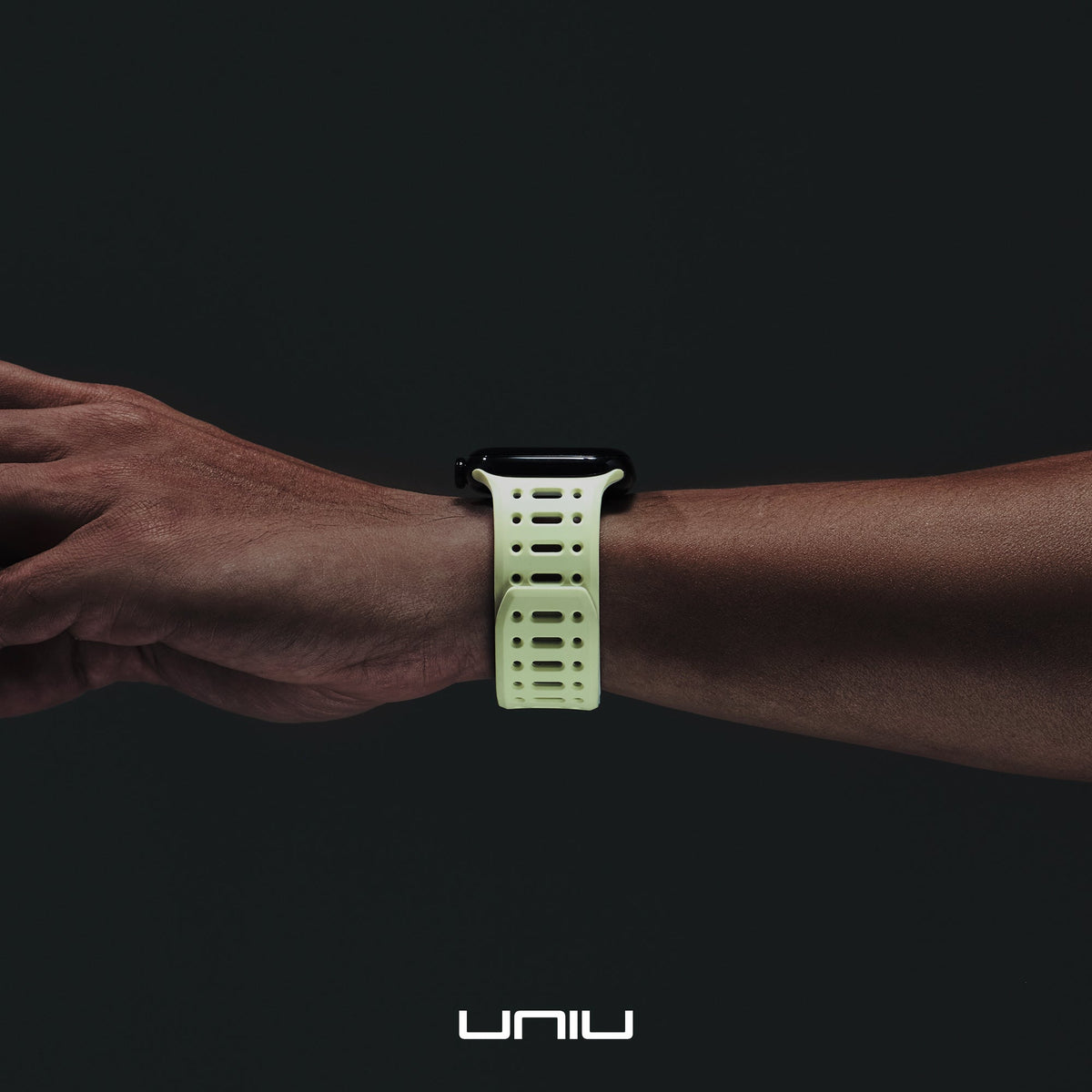 Air Sport 運動型磁吸錶帶 - UNIU® | 官方網站